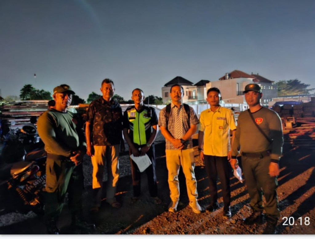 Giat pelaksanaan sidak penduduk pendatang serentak di masing masing lingkungan se-Kelurahan Sempidi guna antisipasi untuk tetap terjaganya keamanan dan ketertiban di wilayah Kelurahan Sempidi.Kamis .21 agustus 2025.